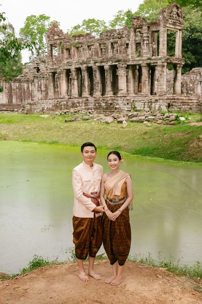 Thavrith & Sreynoch Wedding Moment 9
